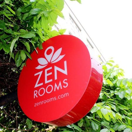 Zen Rooms Damrongrak Road Bangkok Exterior photo